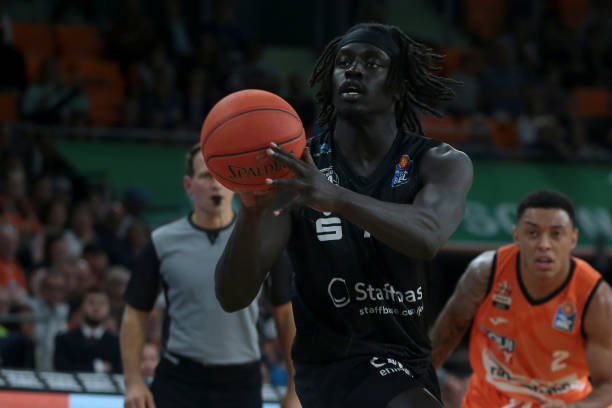 供了额外的 供了额外的