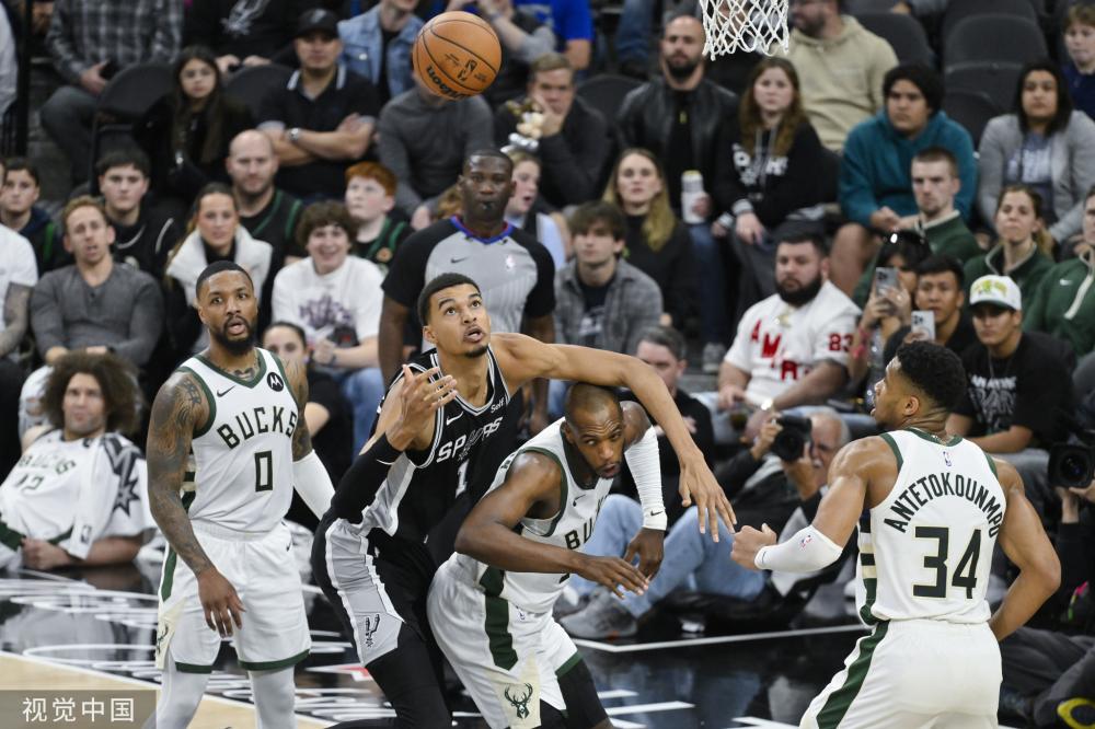 仅是两支球 仅是两支球